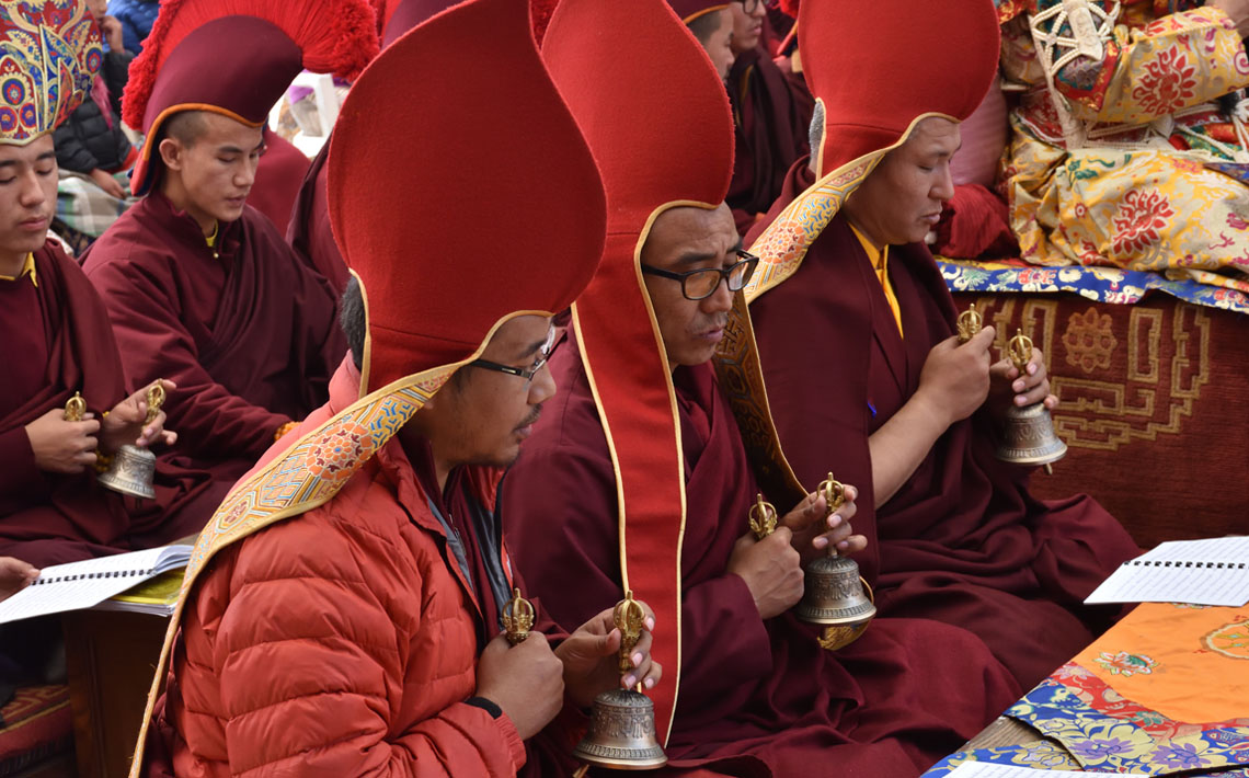 二世敦珠法王舍利身佛寺 二世敦珠法王舍利身佛寺 仁波切佛行事业